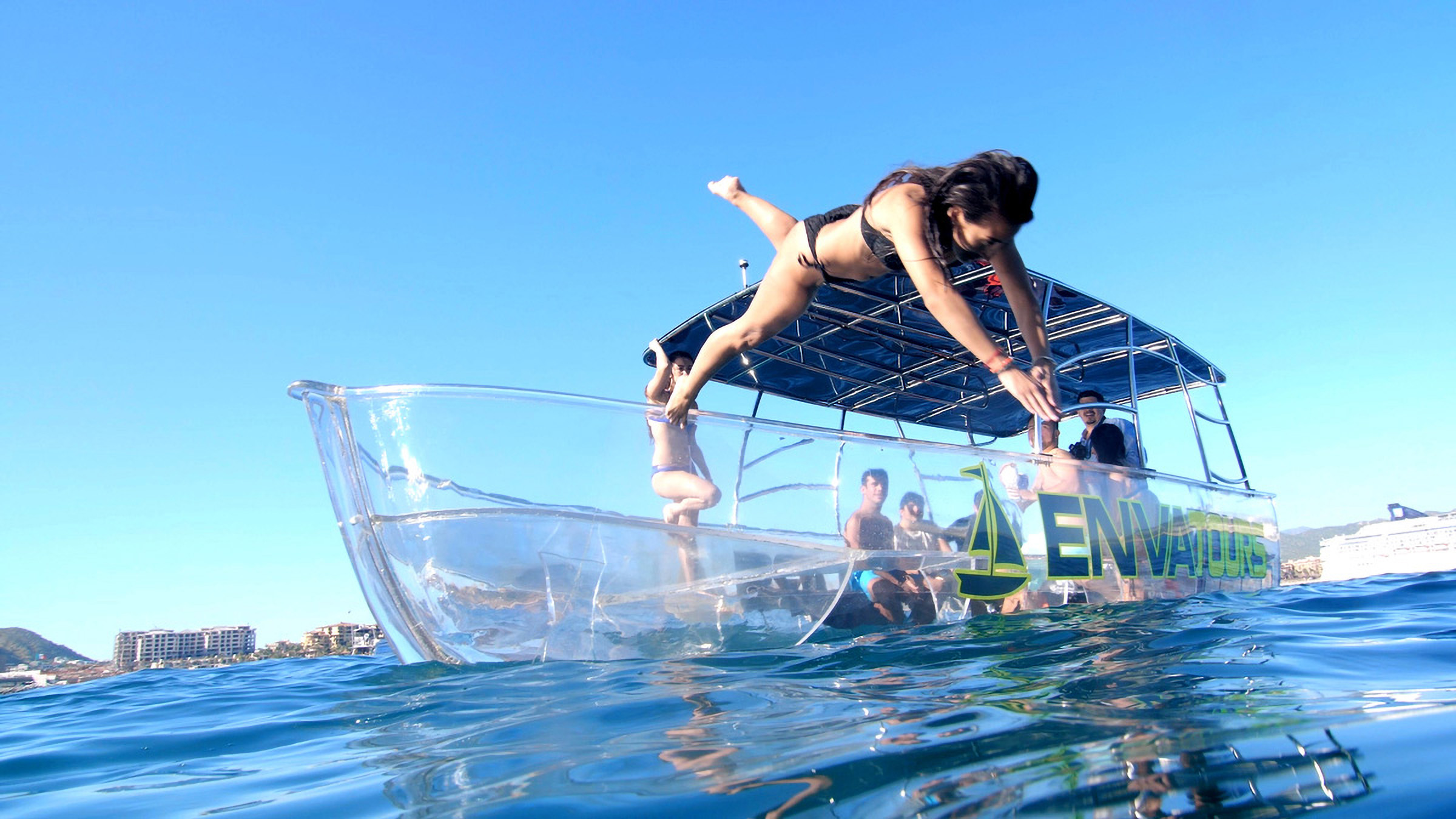 Taking a dive from a Clear Boat in the Los Cabos bay | GlobeQuest Blog
